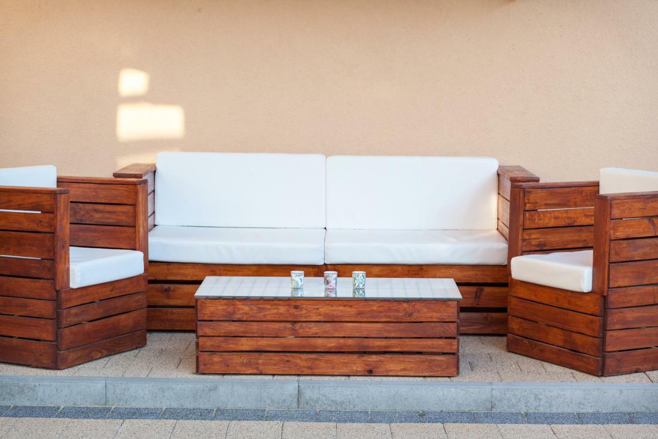 Studio Apartment Tia Makarska Buitenkant foto